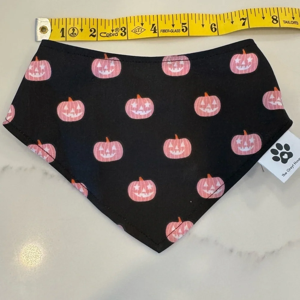 Reversible Scrunchi Black Pink Pumpkin & Ghost Bandanas